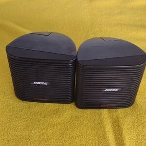 Bose Black Speaker Set